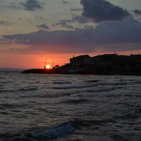 Inn Faros Agios Nikolaos (Mani)