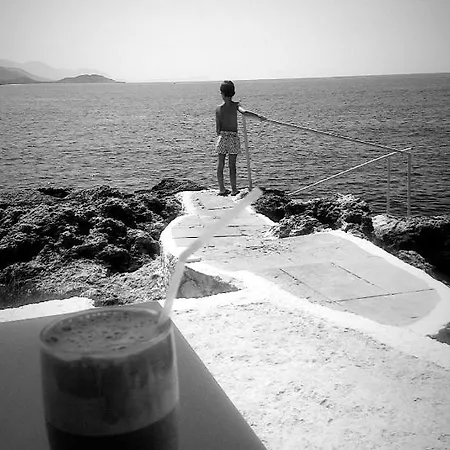 Inn Faros