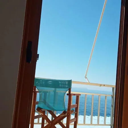 Faros Agios Nikolaos (Mani)