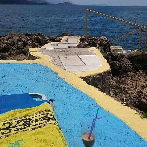 Faros Agios Nikolaos (Mani)