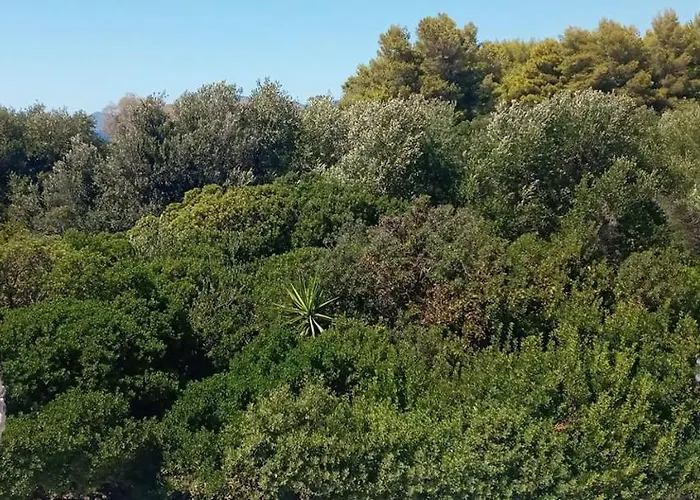 Faros Agios Nikolaos (Mani)