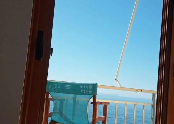 Faros Agios Nikolaos (Mani)