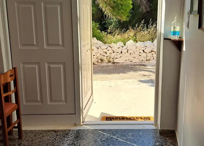 Faros Agios Nikolaos (Mani)